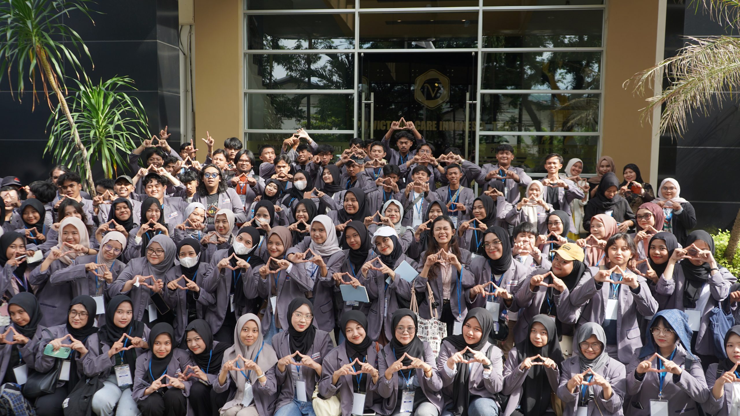 Lulus Sekolah Bingung Mau Ngapain? Hadapi Rasa Ragu dan Temukan Solusi Kuliah Murah di Sini!